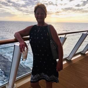 Meet your Posher, Shelly